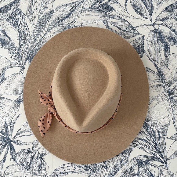 Gigi Pip Cream Australian Wool Hat in perfect condition size M/L (59) - Picture 2 of 7